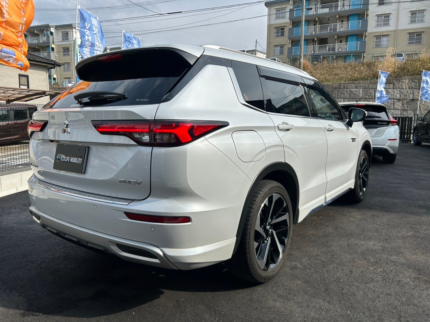 アウトランダー　PHEV P